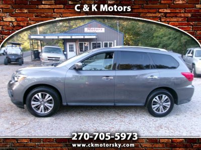 2017 Nissan Pathfinder SL / Leather