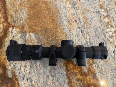 Arken EP-8 1-8x28 LVPO New with Rings