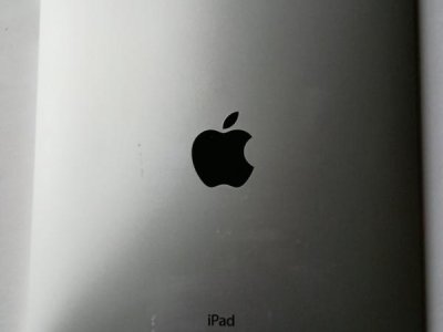 Apple iPad 16GB