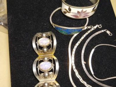 **Silver** Bracelets Vintage pieces... Heavy weight 