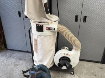 *** LIKE NEW DUST COLLECTION ** JET DC1100