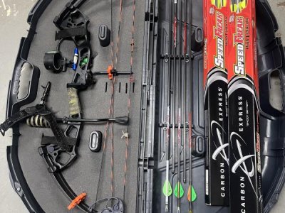 PSE 70lb compound bow