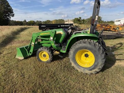 2010 JOHN DEERE 3038E