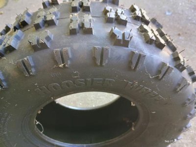 Tire 18x6.5x8